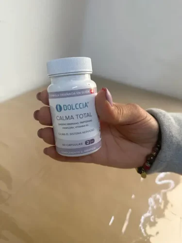 DOLCCIA CALMA TOTAL MULTIVITAMÍNICO NATURAL (60 CÁPSULAS)® photo review